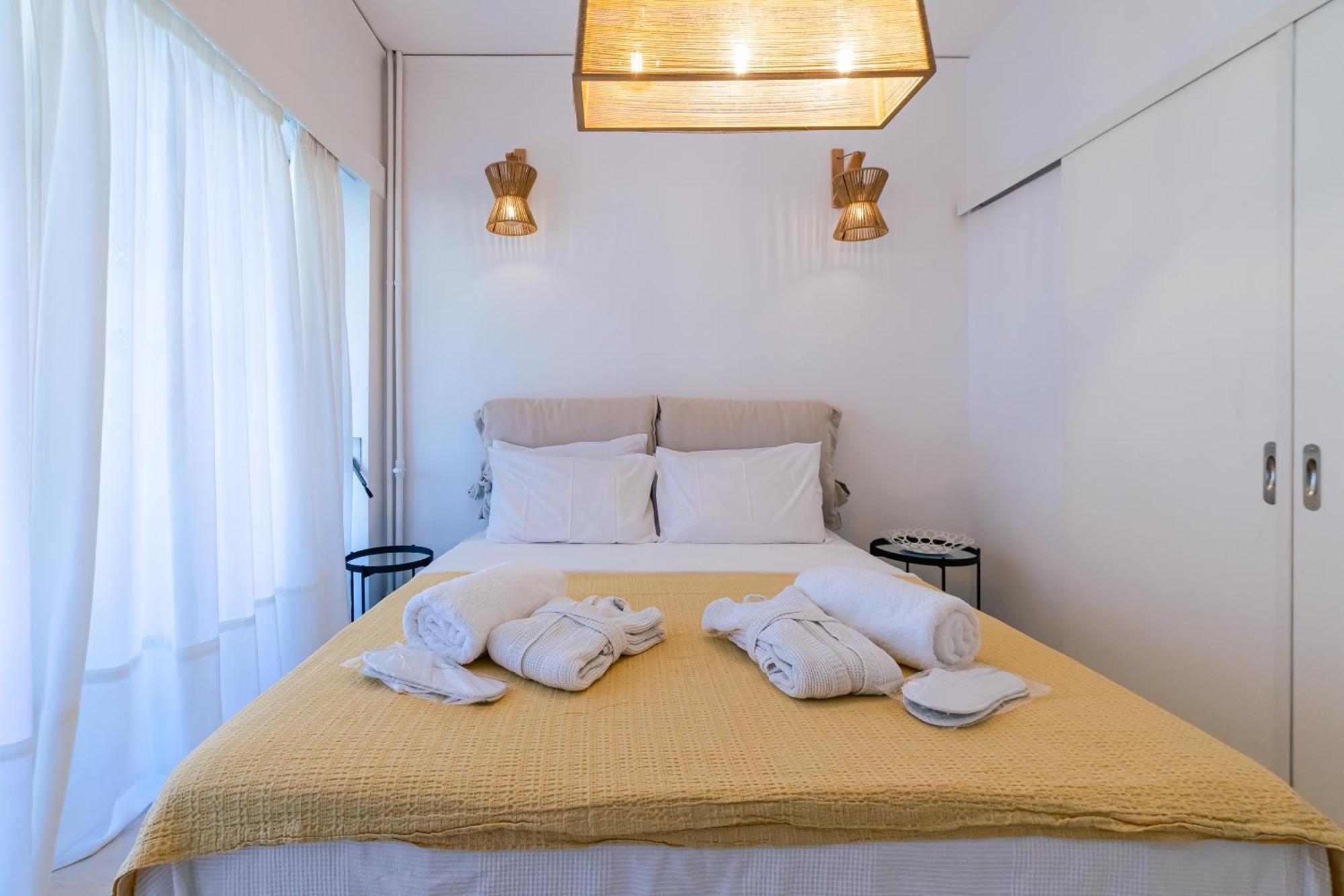 Apartment Blanc Dans Le Centre De Glyfada