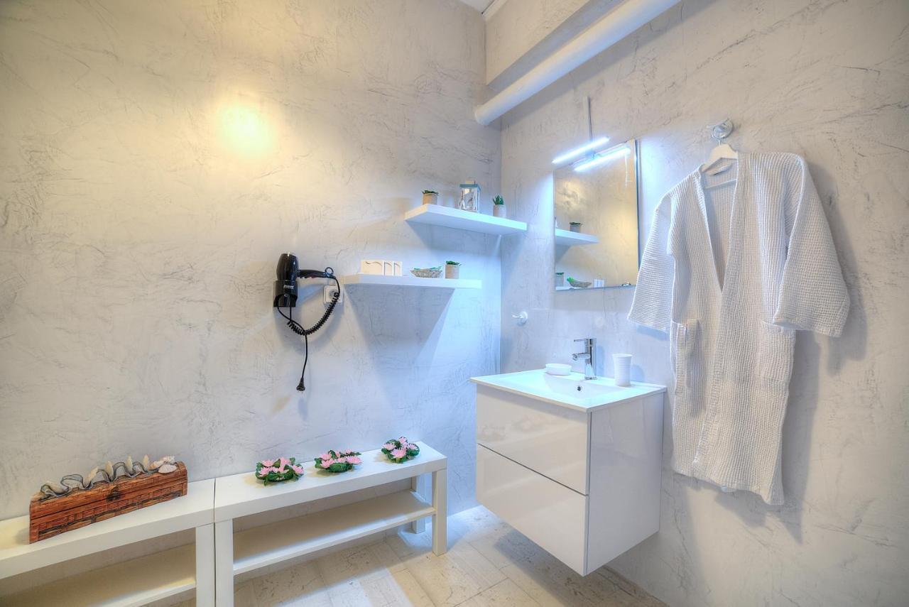 Blanc Dans Le Centre De Glyfada Apartment Athens
